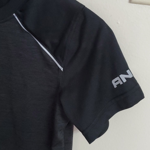 T-shirt - Picture 3 of 4